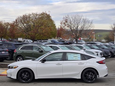 New 2026 Honda Civic Sport image 7