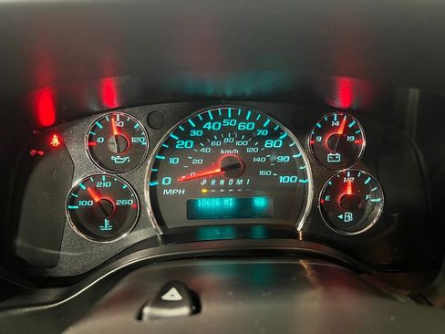 Used 2025 Chevrolet Express 2500 Work Van w/ Driver Convenience Package image 27