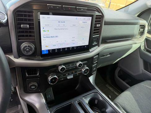 Used 2024 Ford F150 XLT w/ Mobile Office Package RWD image 12