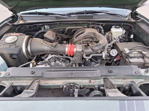 Used 2022 Toyota Tacoma TRD Off-Road w/ Technology Package image 15