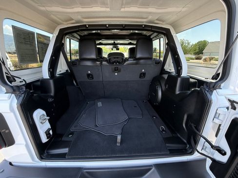 Used 2023 Jeep Wrangler Unlimited Rubicon 392 AWD/4WD image 34