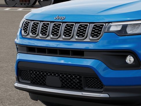 New 2026 Jeep Compass Latitude AWD/4WD image 21