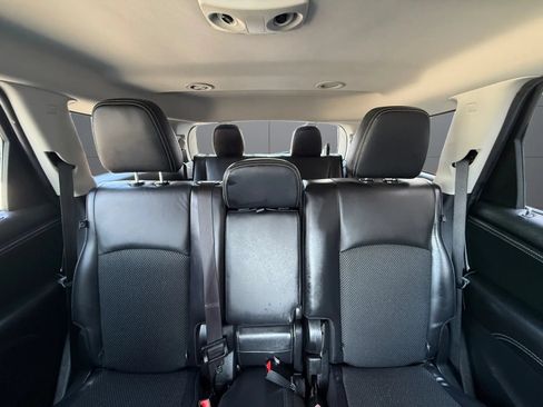 Used 2018 Dodge Journey Crossroad AWD/4WD image 35