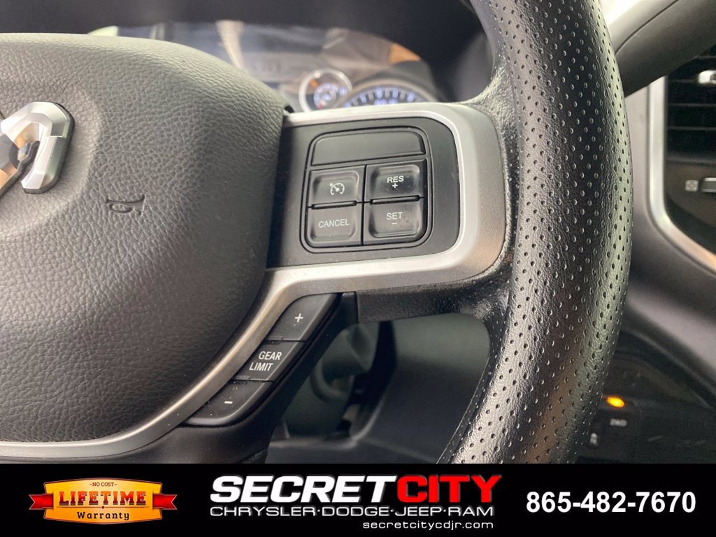 Used 2021 RAM 3500 Big Horn AWD/4WD image 15