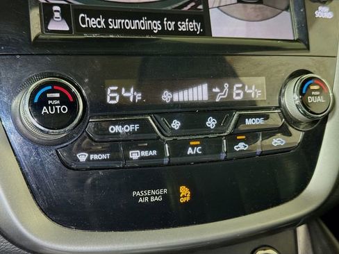 Used 2023 Nissan Murano SL w/ SL Moonroof Package FWD image 14