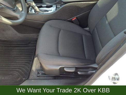 Used 2024 Chevrolet Malibu LS image 10