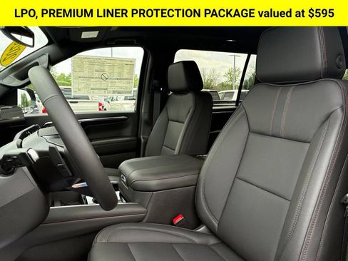 New 2026 Chevrolet Suburban RST w/ Comfort Package AWD/4WD image 4