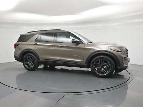 New 2026 Ford Explorer ST w/ Sun And Sound Package AWD/4WD image 22
