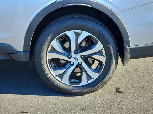 Used 2020 Subaru Outback Limited w/ Popular Package #2 image 35
