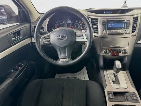 Used 2013 Subaru Outback 2.5i Premium AWD/4WD image 25