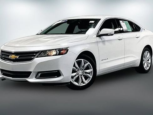 Used 2016 Chevrolet Impala LT w/ Leather Package FWD image 3
