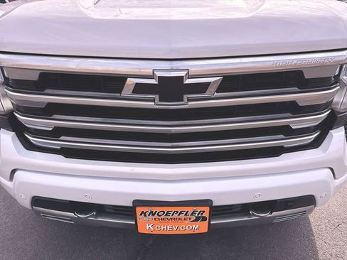 Used 2024 Chevrolet Silverado 1500 High Country w/ High Country Premium Package image 33