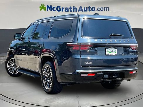 Used 2024 Jeep Wagoneer Series II w/ Flexible Seating Group AWD/4WD image 5