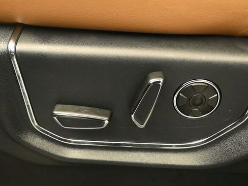 Used 2022 Ford Expedition Max Platinum image 13