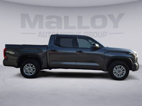 Used 2026 Toyota Tundra SR5 w/ SR5 Convenience Package AWD/4WD image 6