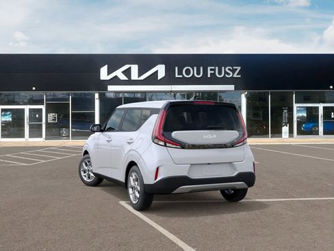 New 2025 Kia Soul LX image 4