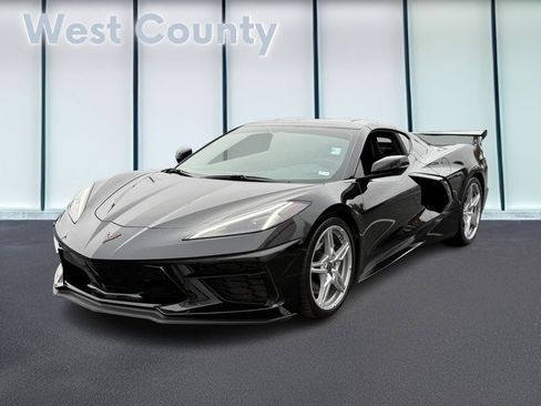 Used 2023 Chevrolet Corvette Stingray Coupe w/ Z51 Performance Package image 10