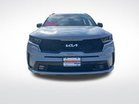 Certified 2023 Kia Sorento EX w/ Panoramic Sunroof Package image 2