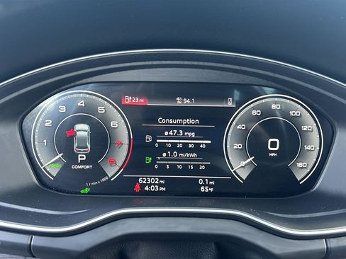 Used 2023 Audi Q5 e Premium Plus AWD/4WD image 3