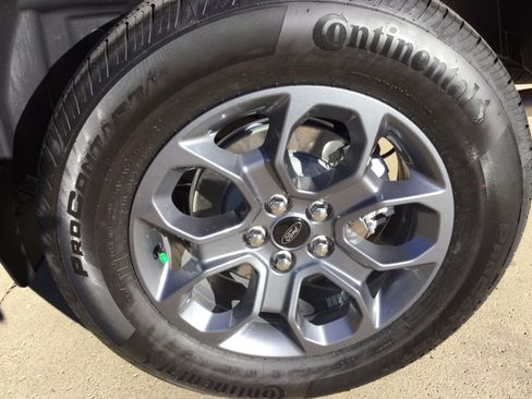 New 2025 Ford Maverick XLT w/ XLT Luxury Package image 6