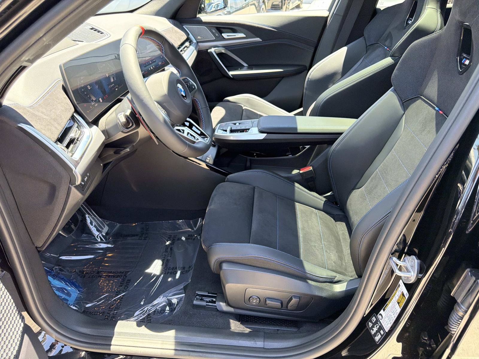 New 2026 BMW X2 M35i w/ Technology Package AWD/4WD image 15