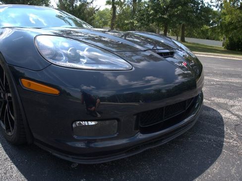 Used 2013 Chevrolet Corvette Grand Sport w/ 3LT Preferred Equipment Group image 9