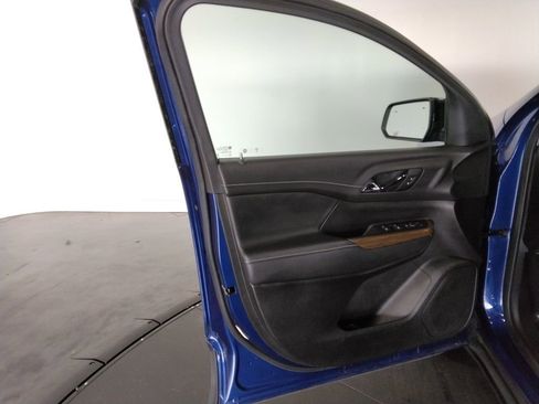 Used 2023 GMC Acadia SLE w/ Elevation Edition image 29