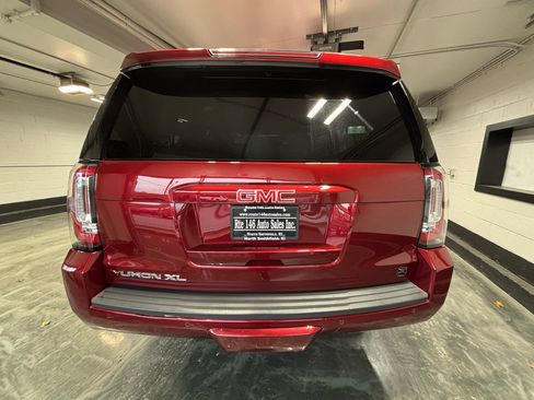 Used 2019 GMC Yukon XL SLT w/ Open Road Package image 8