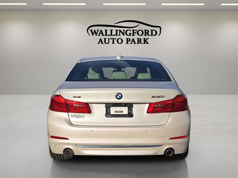 Used 2017 BMW 530i xDrive image 5