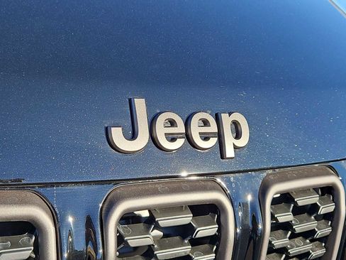 New 2026 Jeep Compass Latitude image 12