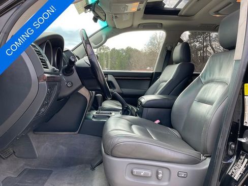 Used 2011 Toyota Land Cruiser w/ Upgrade Pkg image 7