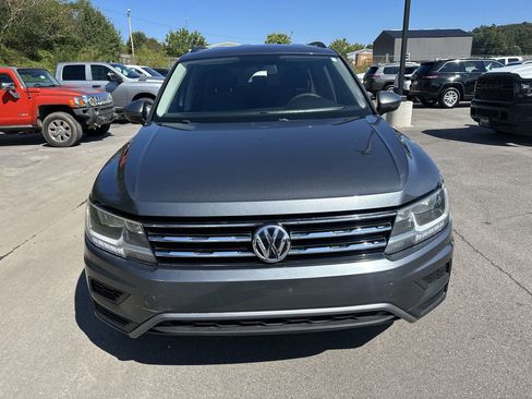 Used 2018 Volkswagen Tiguan S image 8