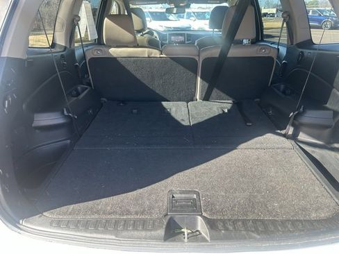Used 2017 Honda Pilot Touring image 7