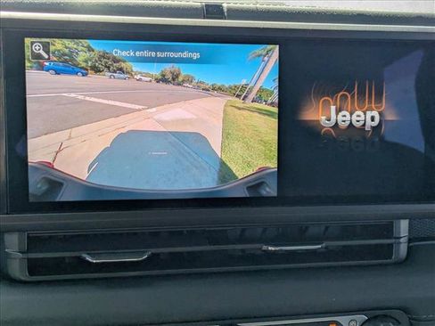 New 2025 Jeep Gladiator Mojave w/ Convenience Group image 11