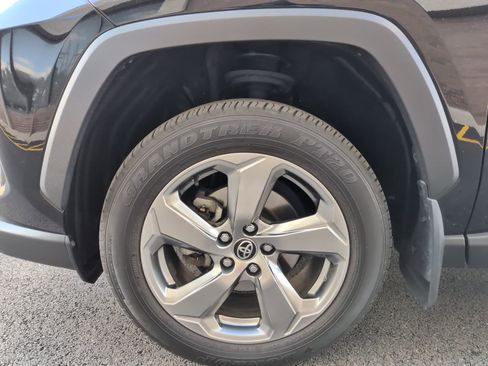 Certified 2021 Toyota RAV4 Limited image 9