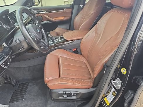 Used 2017 BMW X5 xDrive35i AWD/4WD image 25