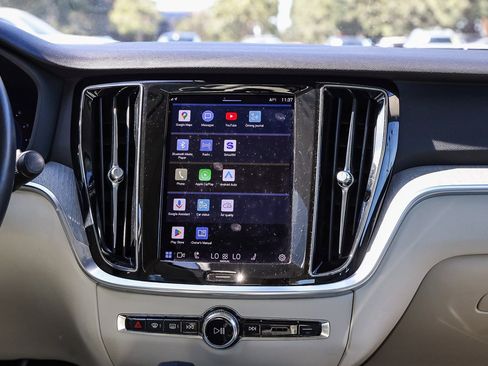 Used 2024 Volvo S60 B5 Plus image 14