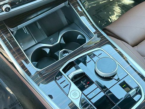 New 2027 BMW X7 xDrive40i w/ M Sport Package AWD/4WD image 30