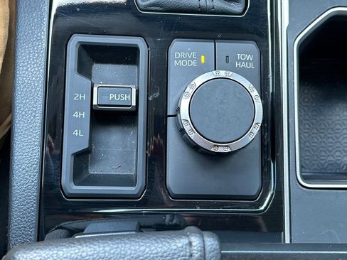 Used 2023 Toyota Tundra SR5 AWD/4WD image 28