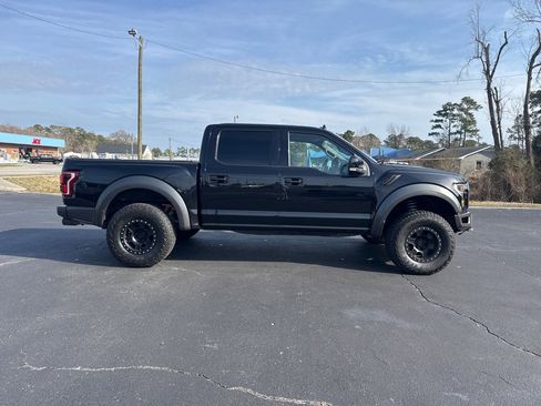 Used 2020 Ford F150 Raptor w/ Equipment Group 802A Luxury image 6
