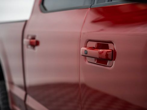 Used 2021 Ford F250 Lariat AWD/4WD image 17