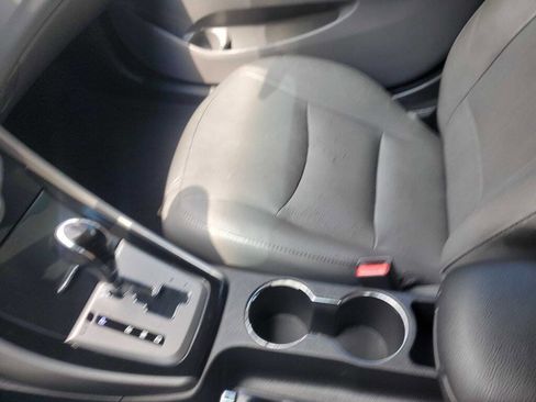 Used 2013 Hyundai Elantra Limited FWD image 25