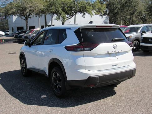 New 2026 Nissan Rogue SV image 5