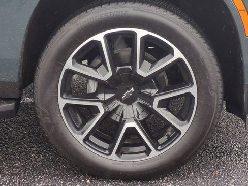 Used 2026 Chevrolet Tahoe RST w/ Comfort Package image 12