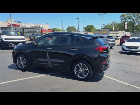 Certified 2023 Buick Encore GX Select w/ Sport Touring Package FWD image 6