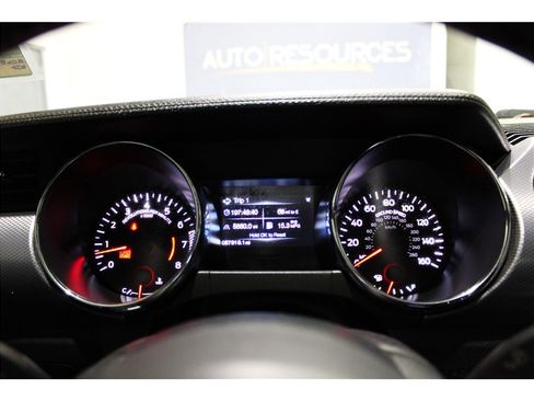 Used 2015 Ford Mustang GT image 22