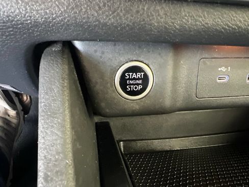 Used 2021 Nissan Rogue SV AWD/4WD image 53