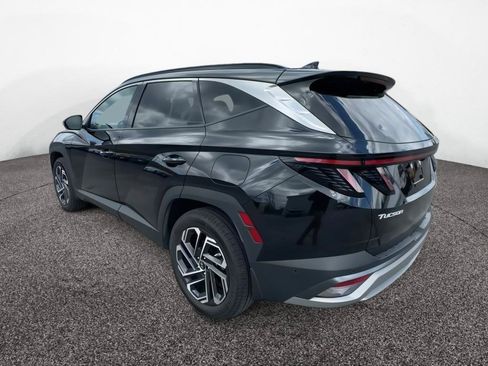 Certified 2026 Hyundai Tucson Limited AWD/4WD image 6
