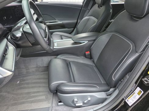 Used 2024 Lucid Air Touring AWD/4WD image 16