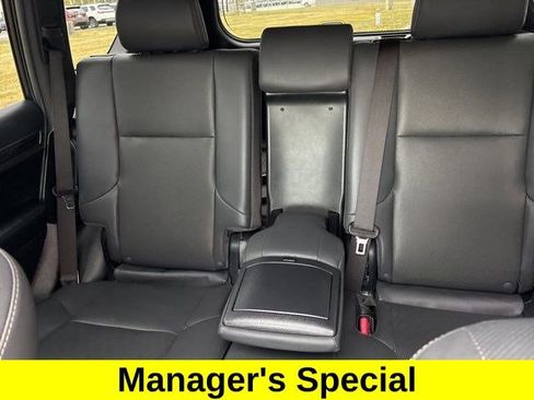 Used 2023 Lexus GX 460 Premium image 33